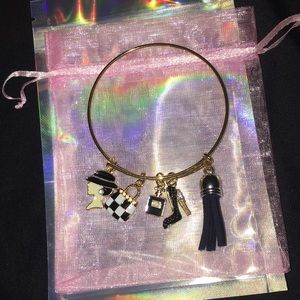 Gold bangle